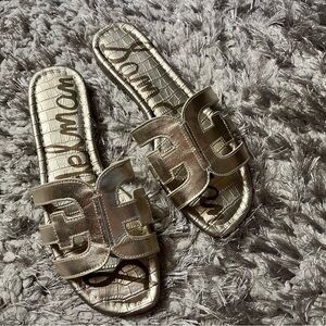 Sam Edelman Bay slide sandals 7.5. Silvery gold tone.